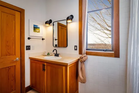 229 High Rock Road Hinesburg VT 05461