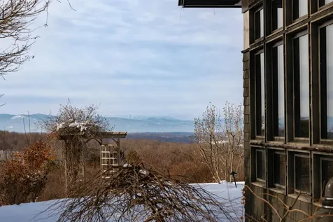 229 High Rock Road Hinesburg VT 05461