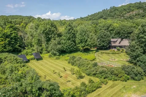 229 High Rock Road Hinesburg VT 05461