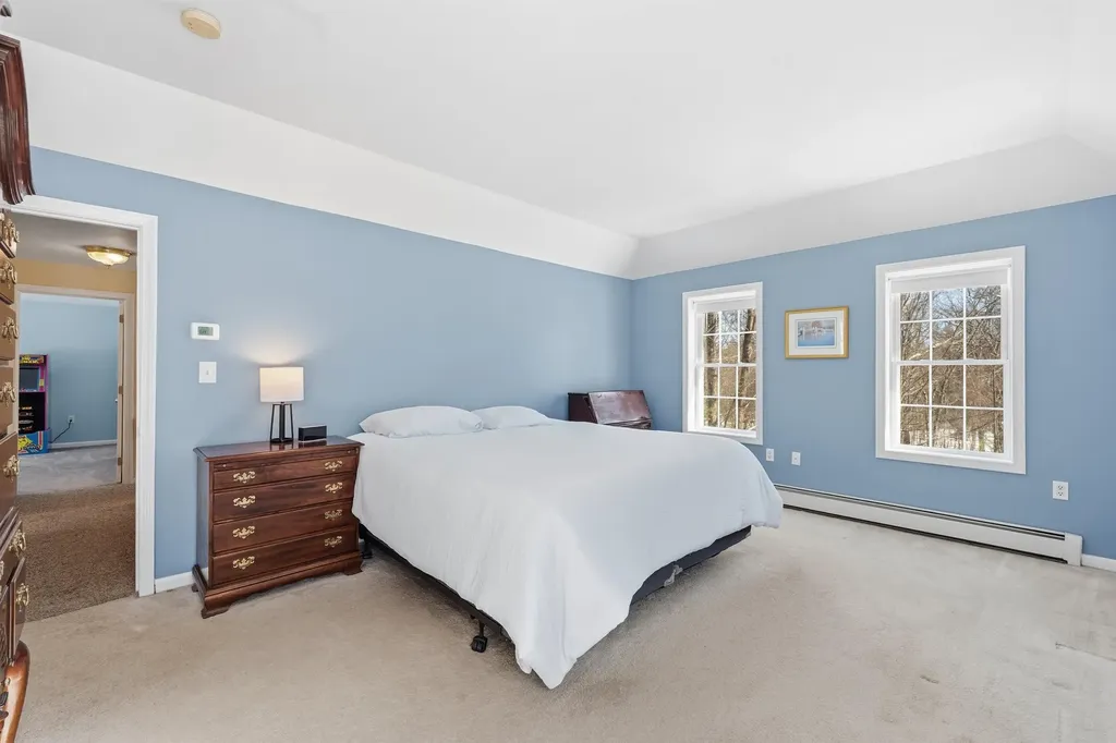 58 Orcutt Drive Chester NH 03036