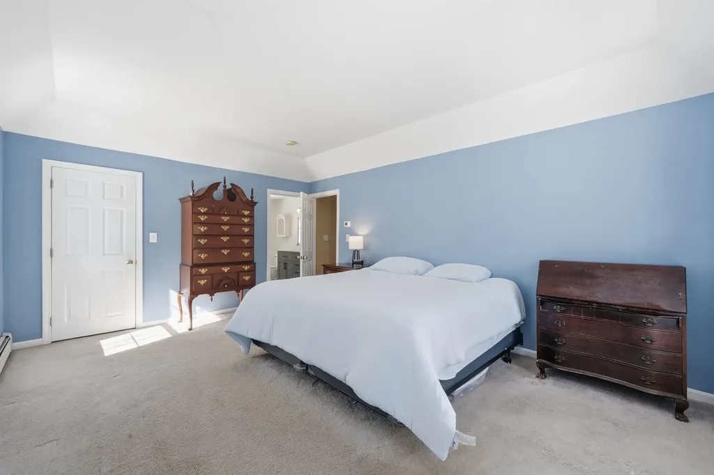 58 Orcutt Drive Chester NH 03036