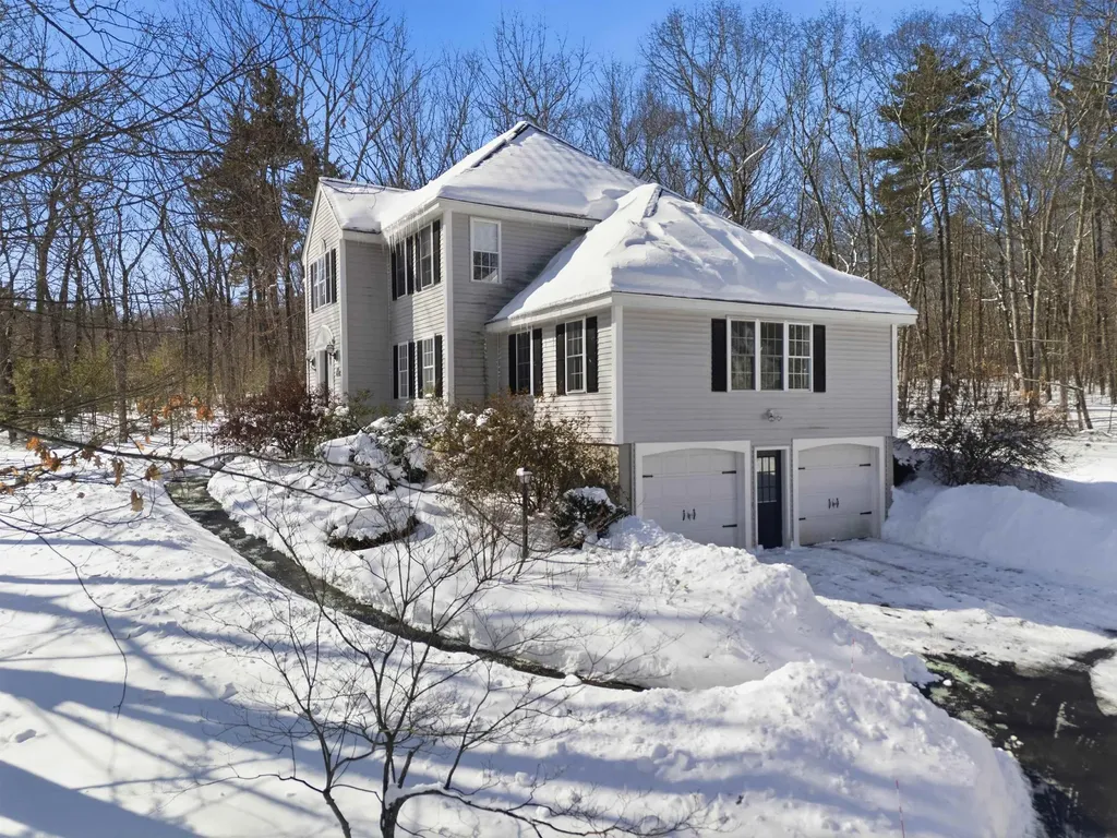 58 Orcutt Drive Chester NH 03036