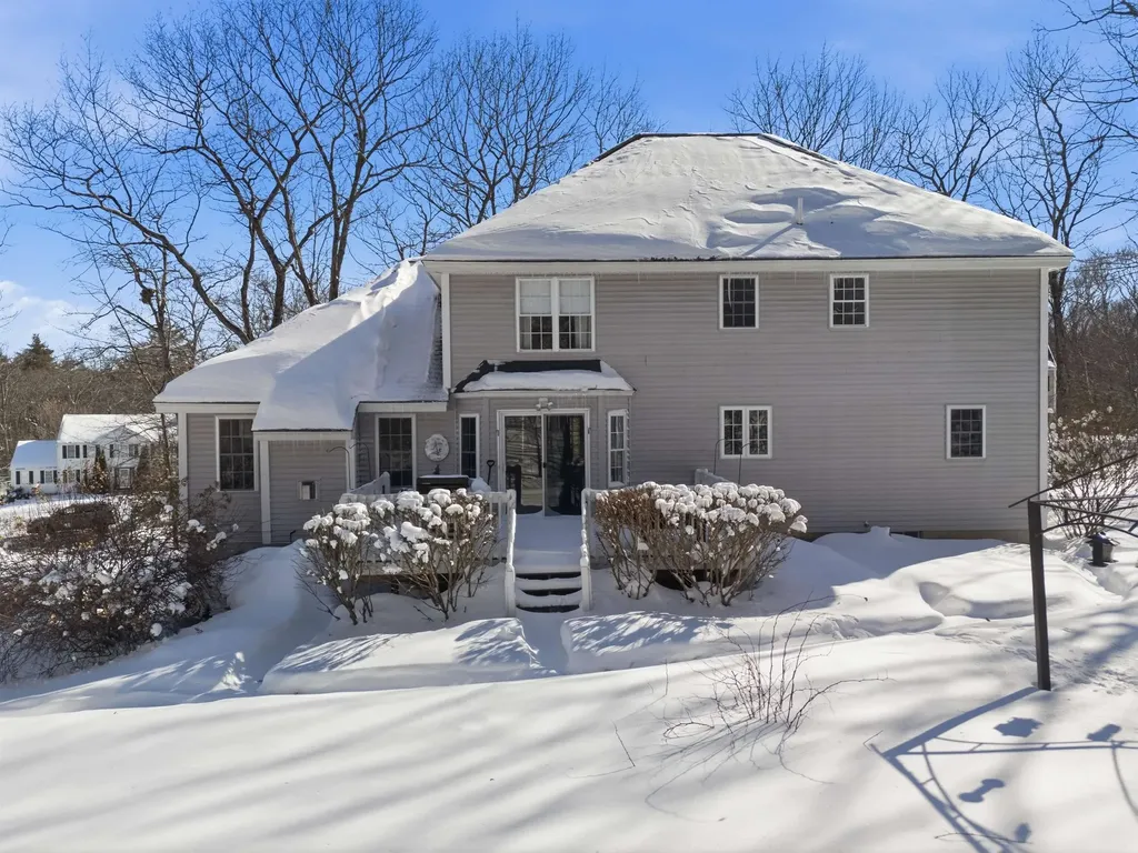 58 Orcutt Drive Chester NH 03036