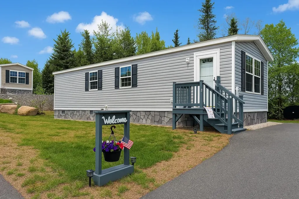 12 Victoria Lane Berlin NH 03570