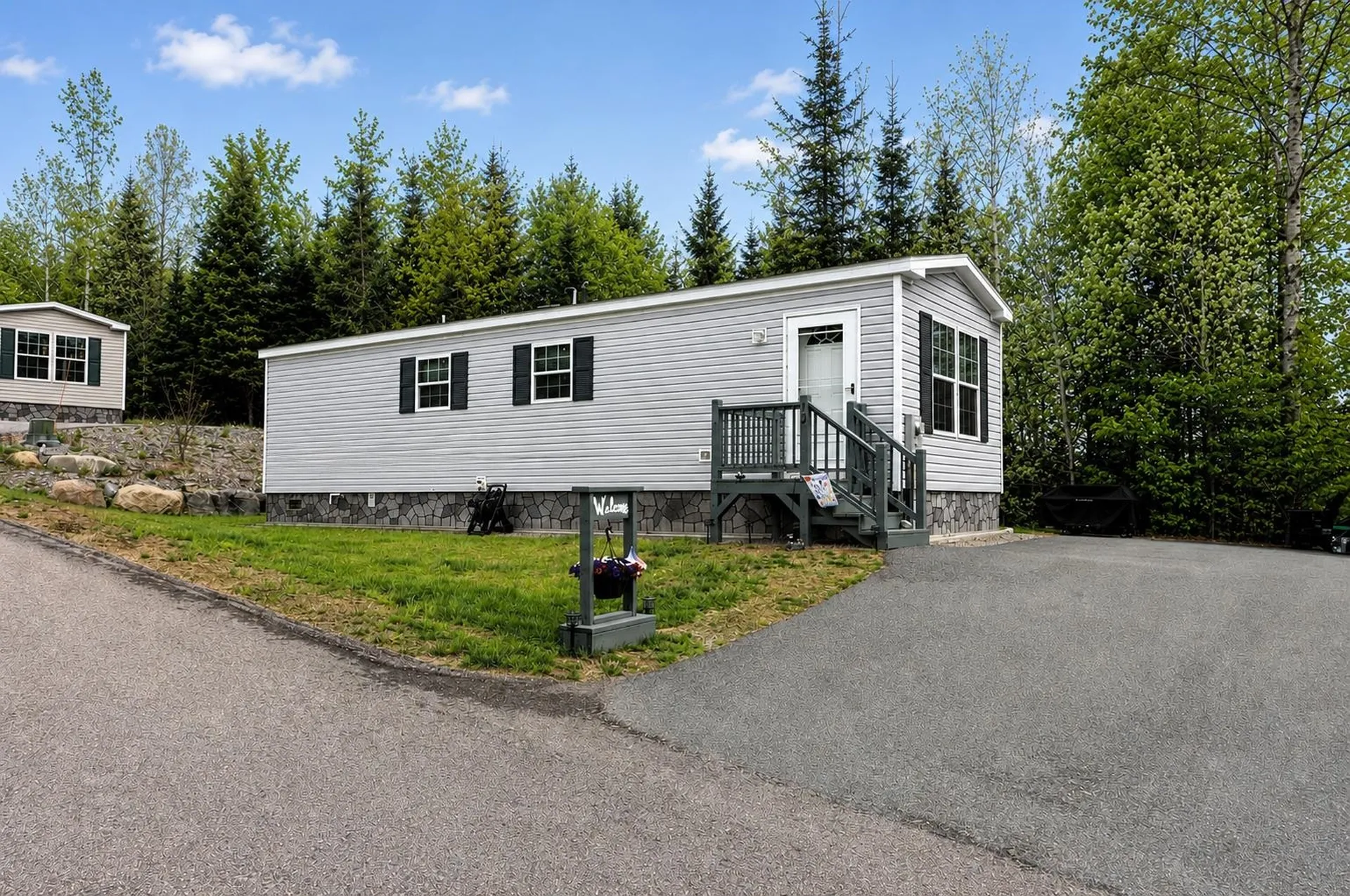 12 Victoria Lane Berlin NH 03570