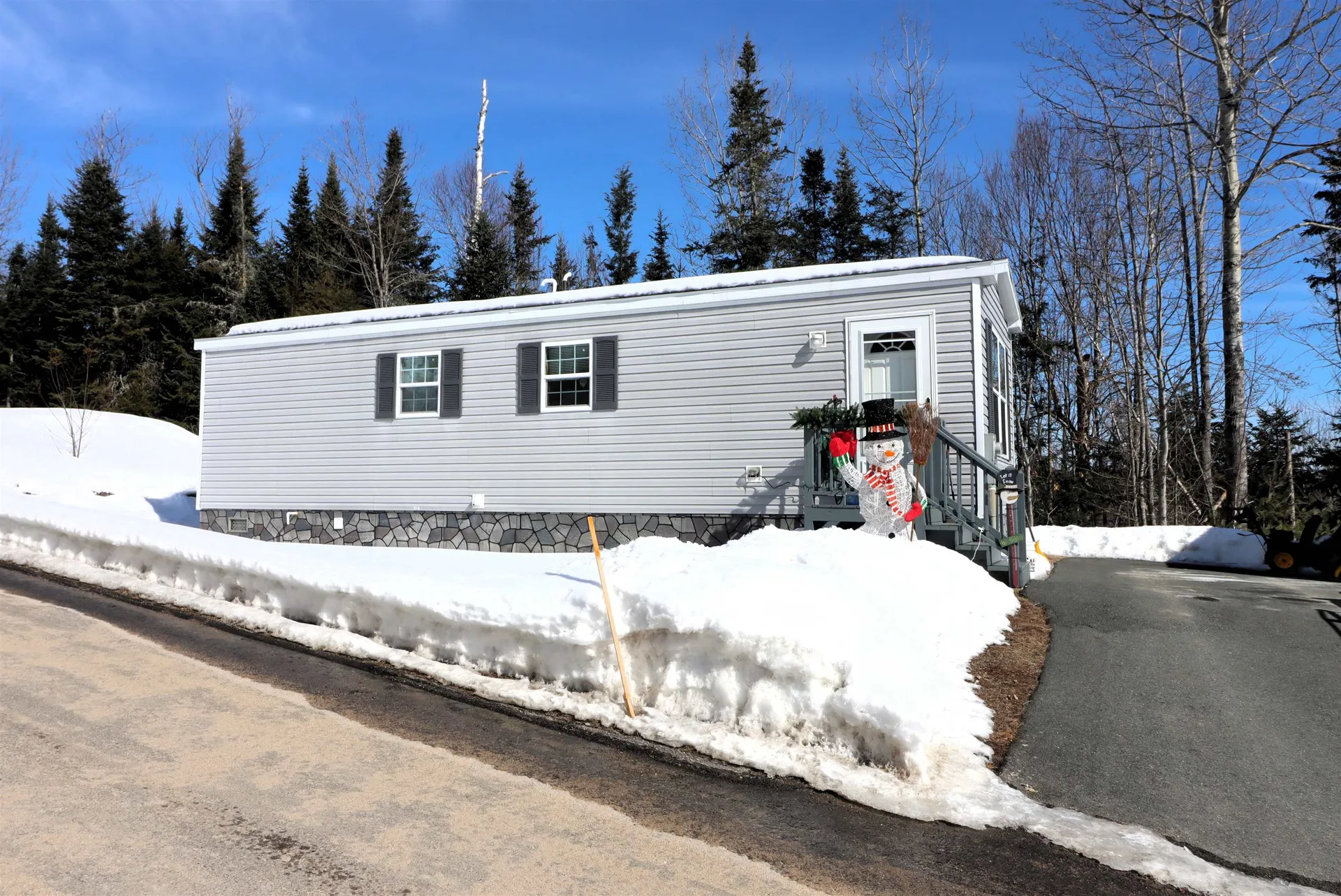 12 Victoria Lane Berlin NH 03570