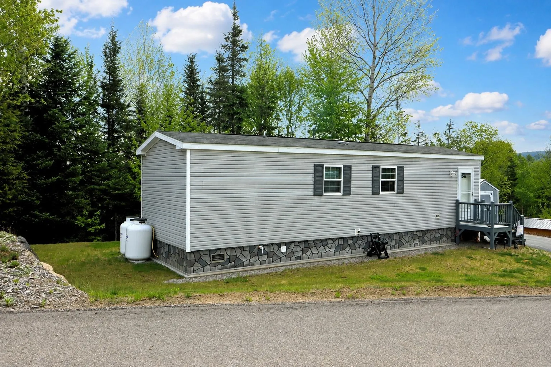 12 Victoria Lane Berlin NH 03570