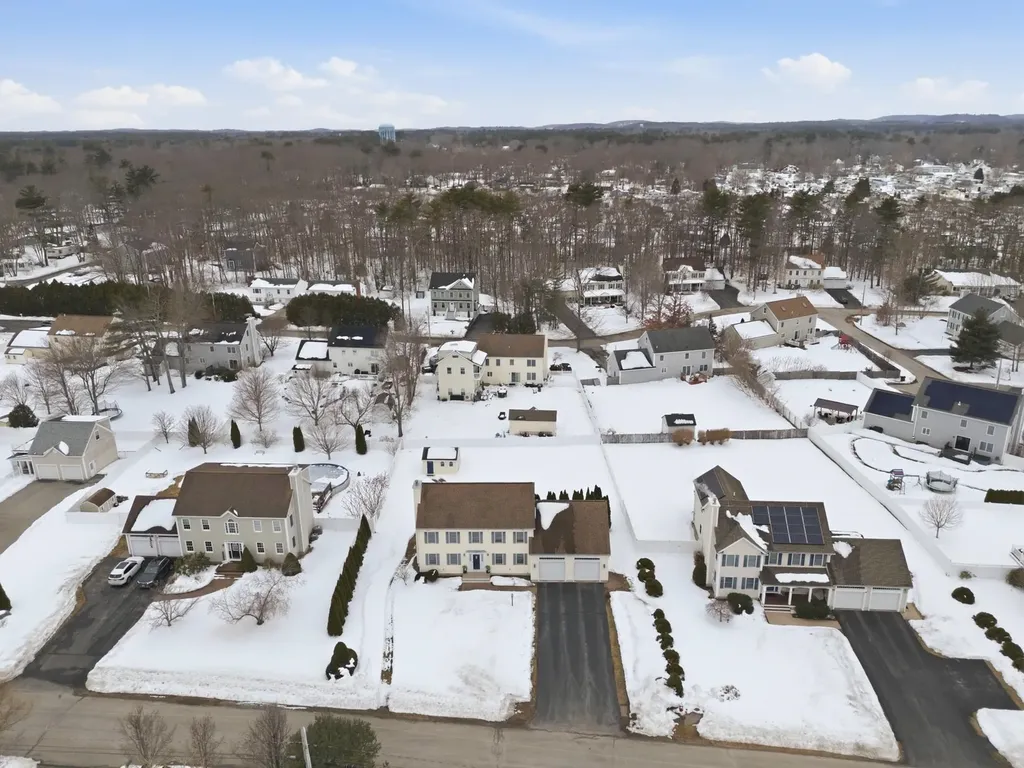 19 Viola Circle Seabrook NH 03874