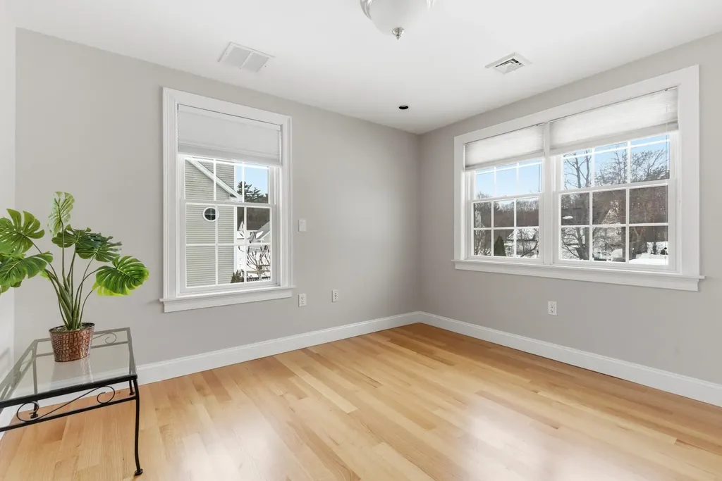 19 Viola Circle Seabrook NH 03874