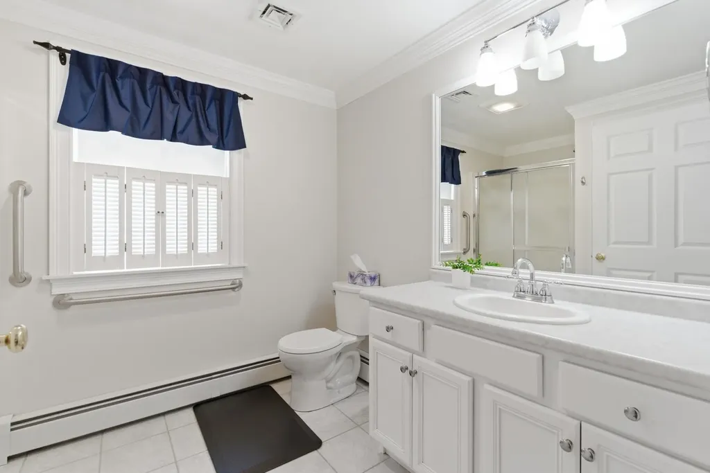 19 Viola Circle Seabrook NH 03874