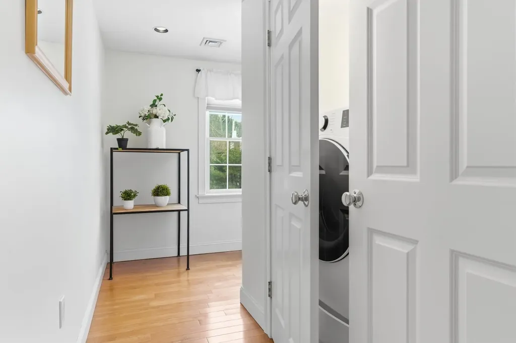 19 Viola Circle Seabrook NH 03874