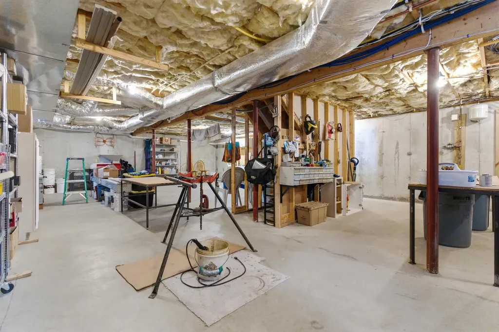 19 Viola Circle Seabrook NH 03874