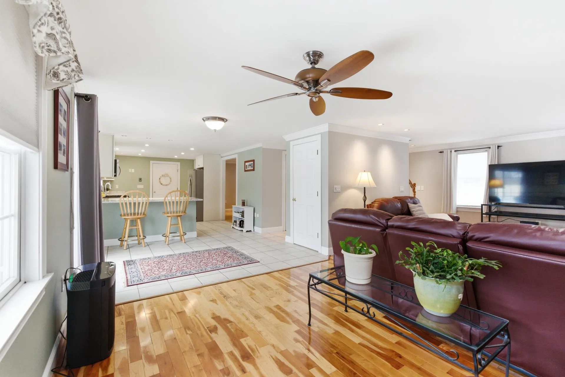 19 Viola Circle Seabrook NH 03874