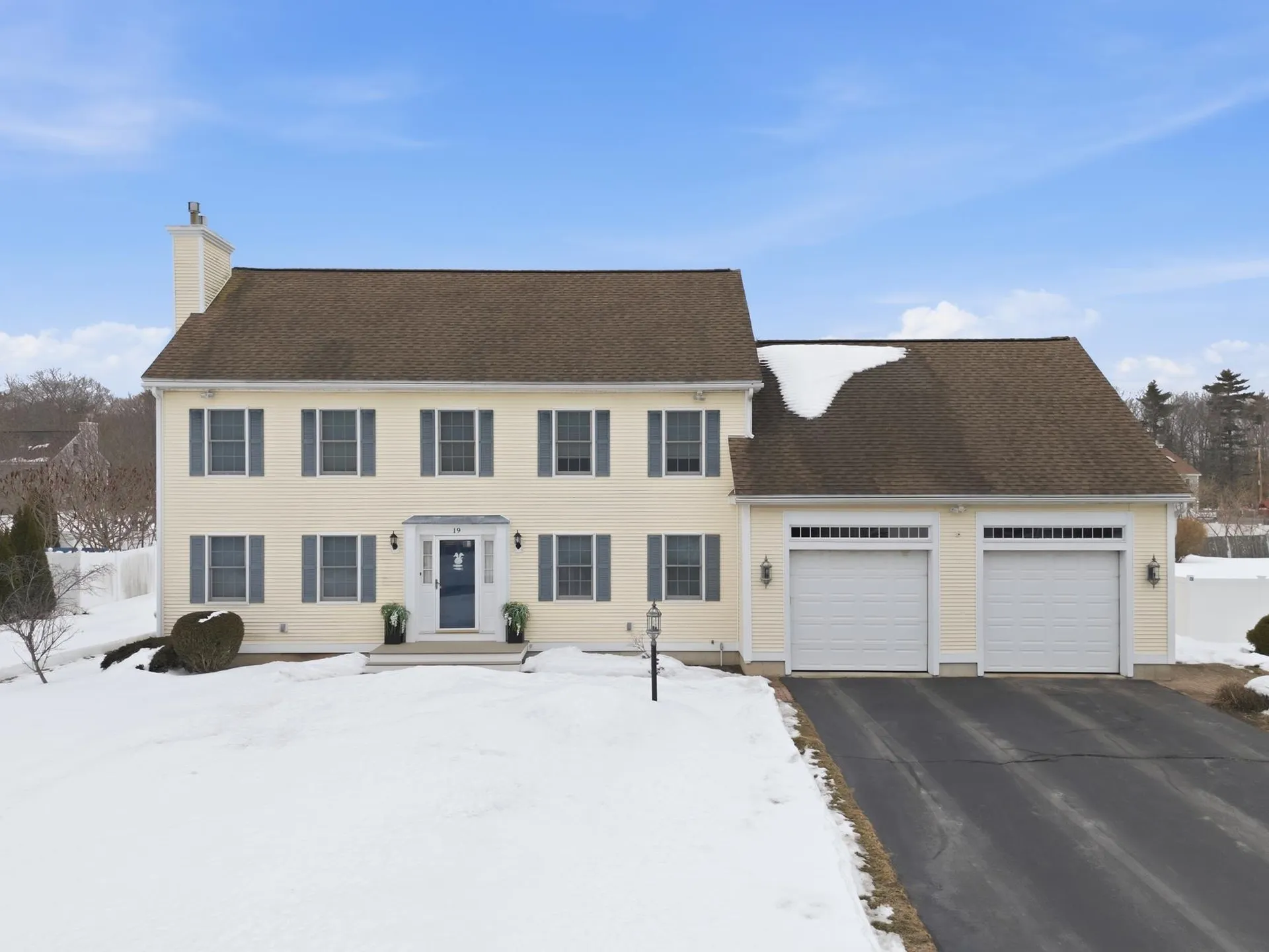 19 Viola Circle Seabrook NH 03874