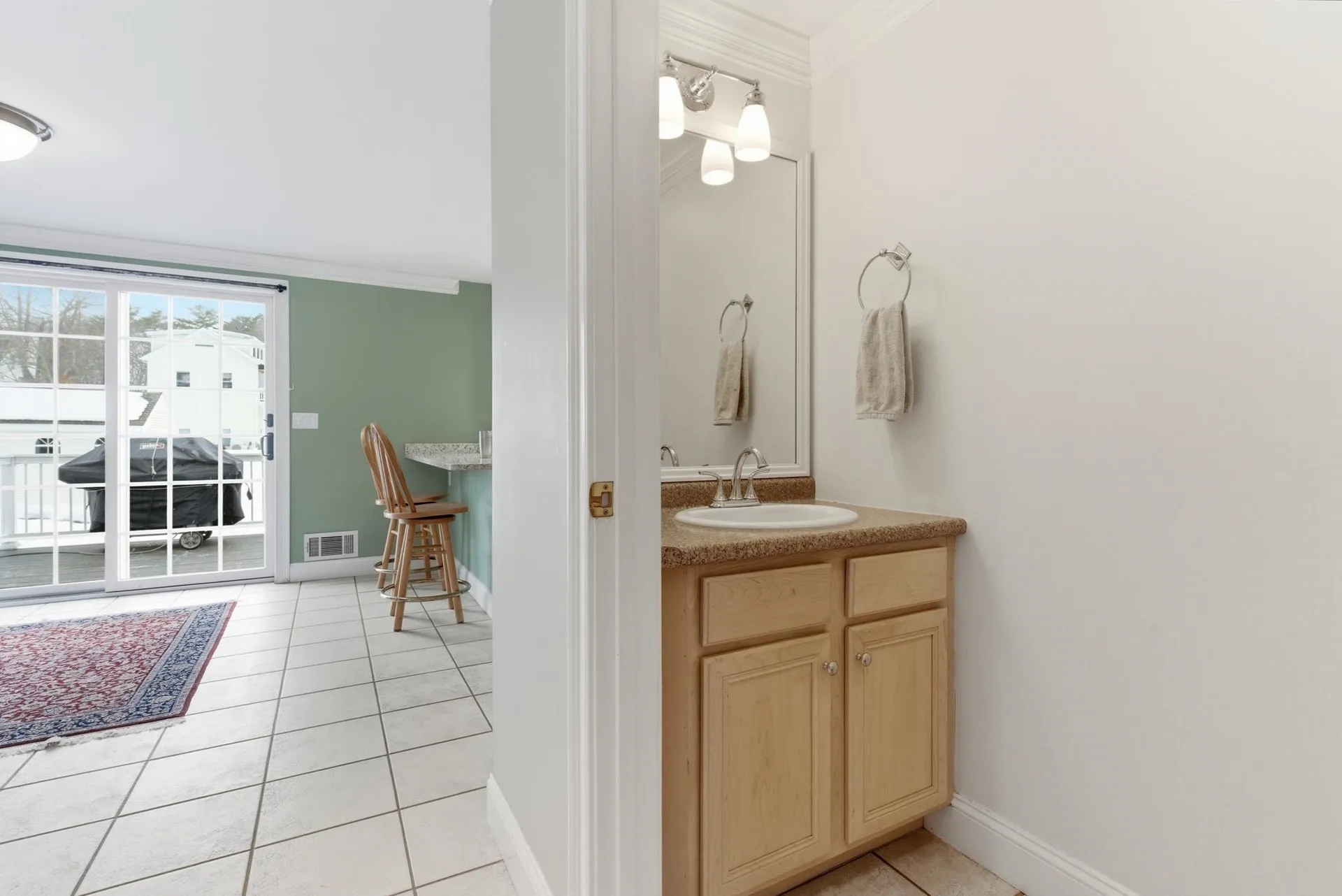 19 Viola Circle Seabrook NH 03874