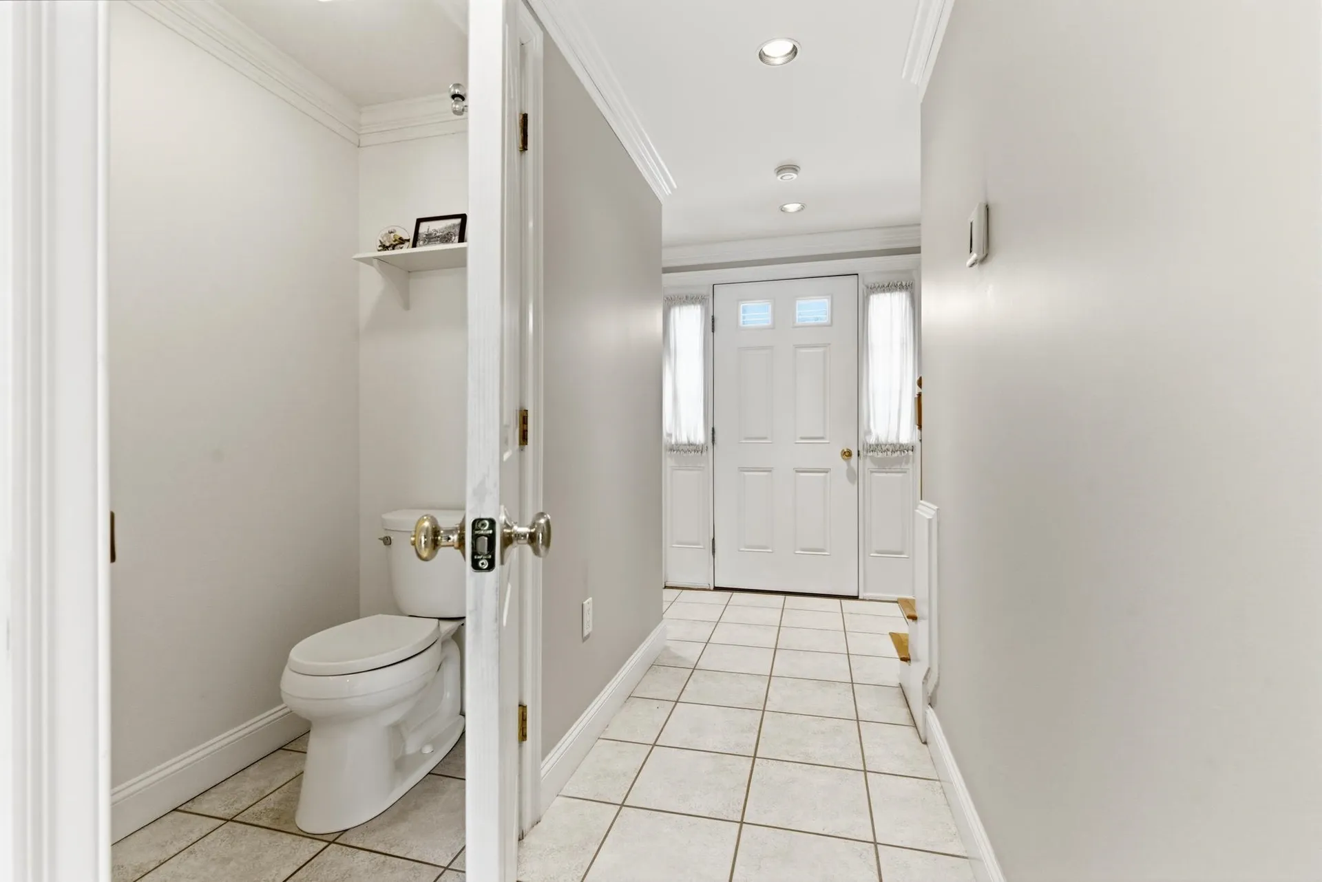 19 Viola Circle Seabrook NH 03874