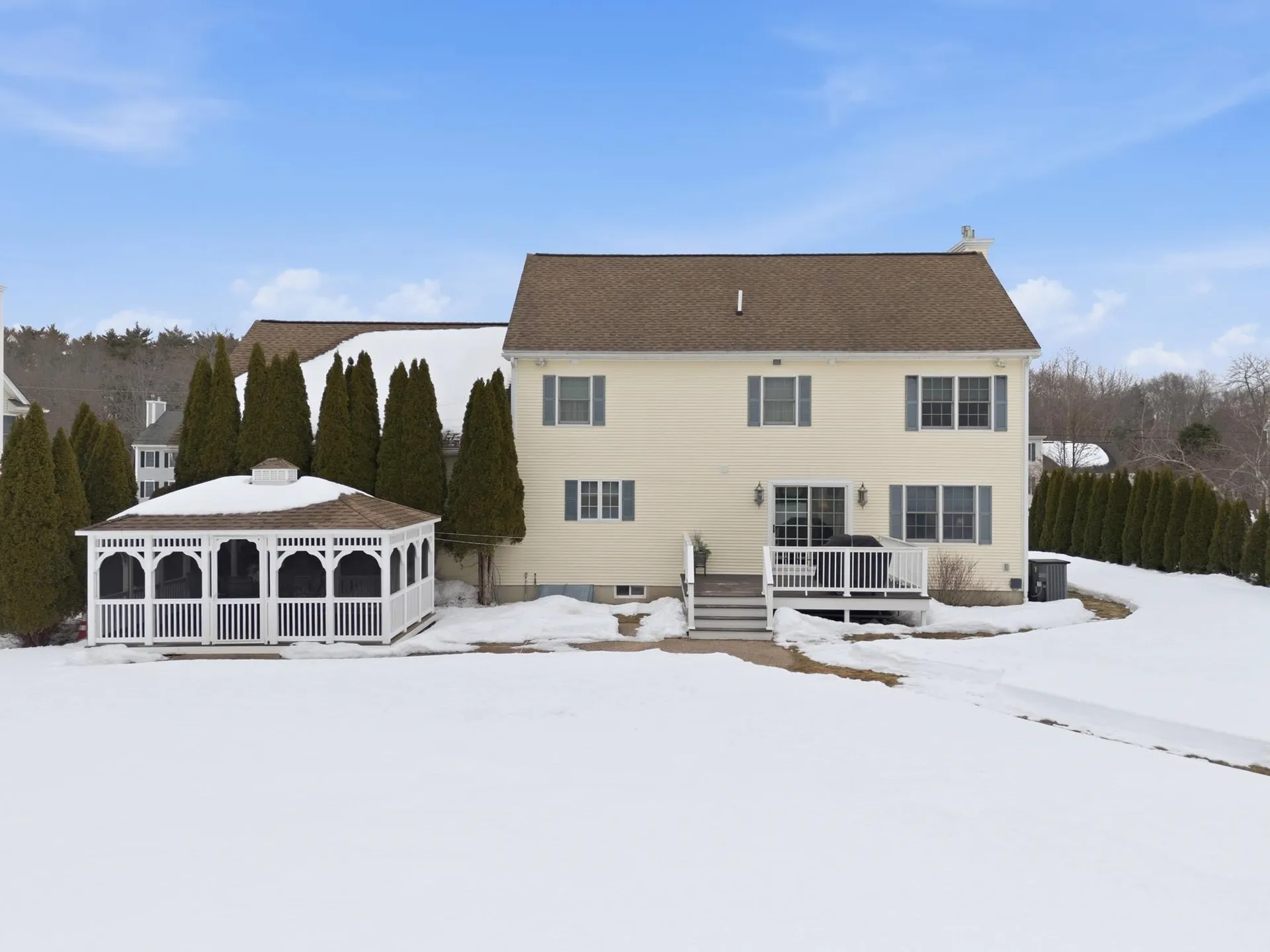 19 Viola Circle Seabrook NH 03874