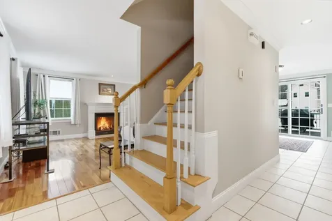 19 Viola Circle Seabrook NH 03874