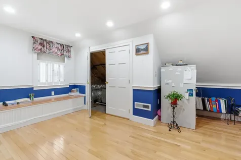 19 Viola Circle Seabrook NH 03874