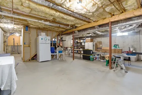 19 Viola Circle Seabrook NH 03874