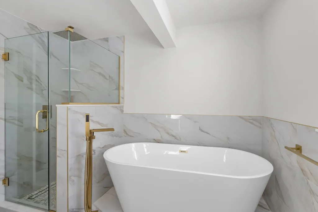 19 Auburn Road Londonderry NH 03053