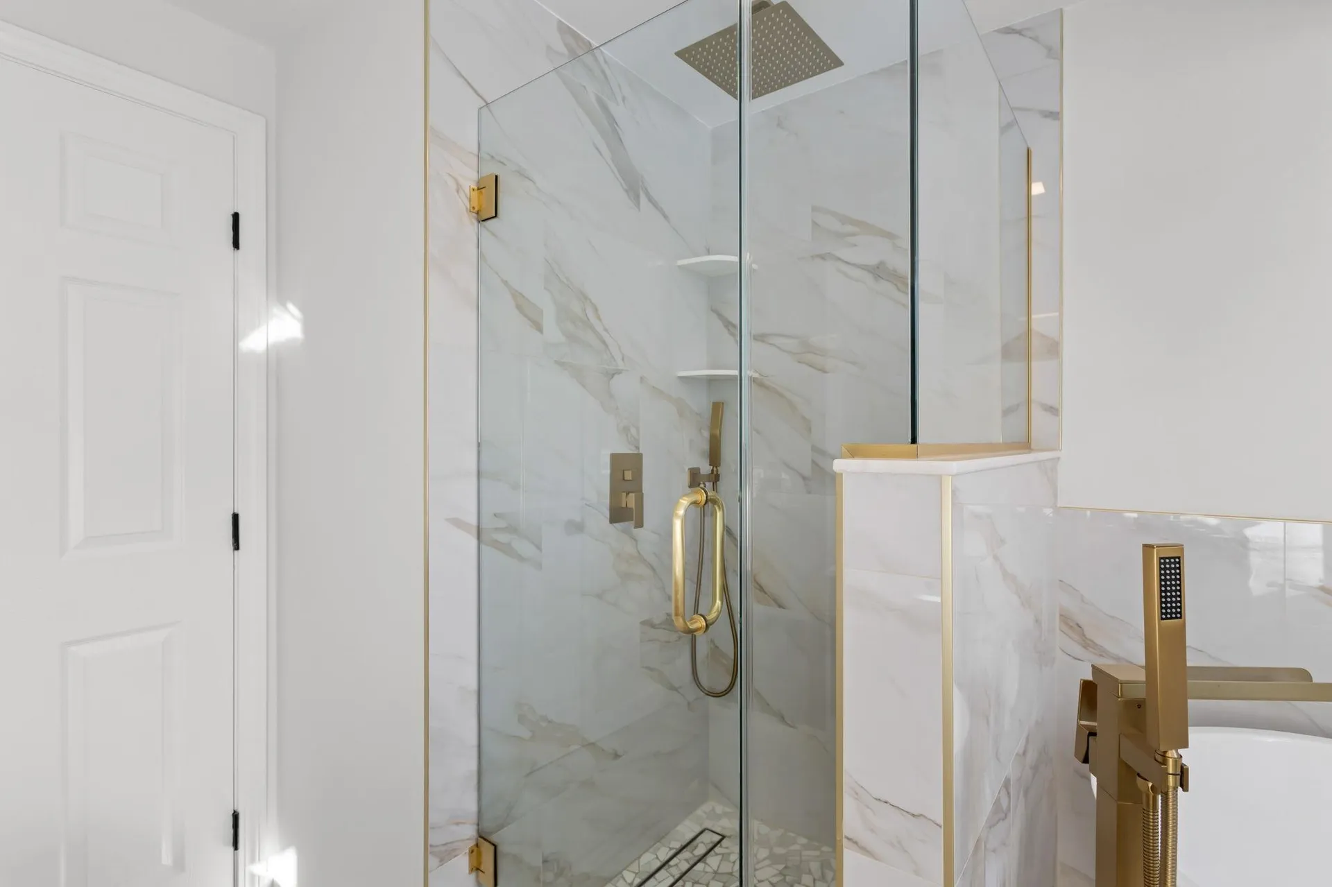 19 Auburn Road Londonderry NH 03053