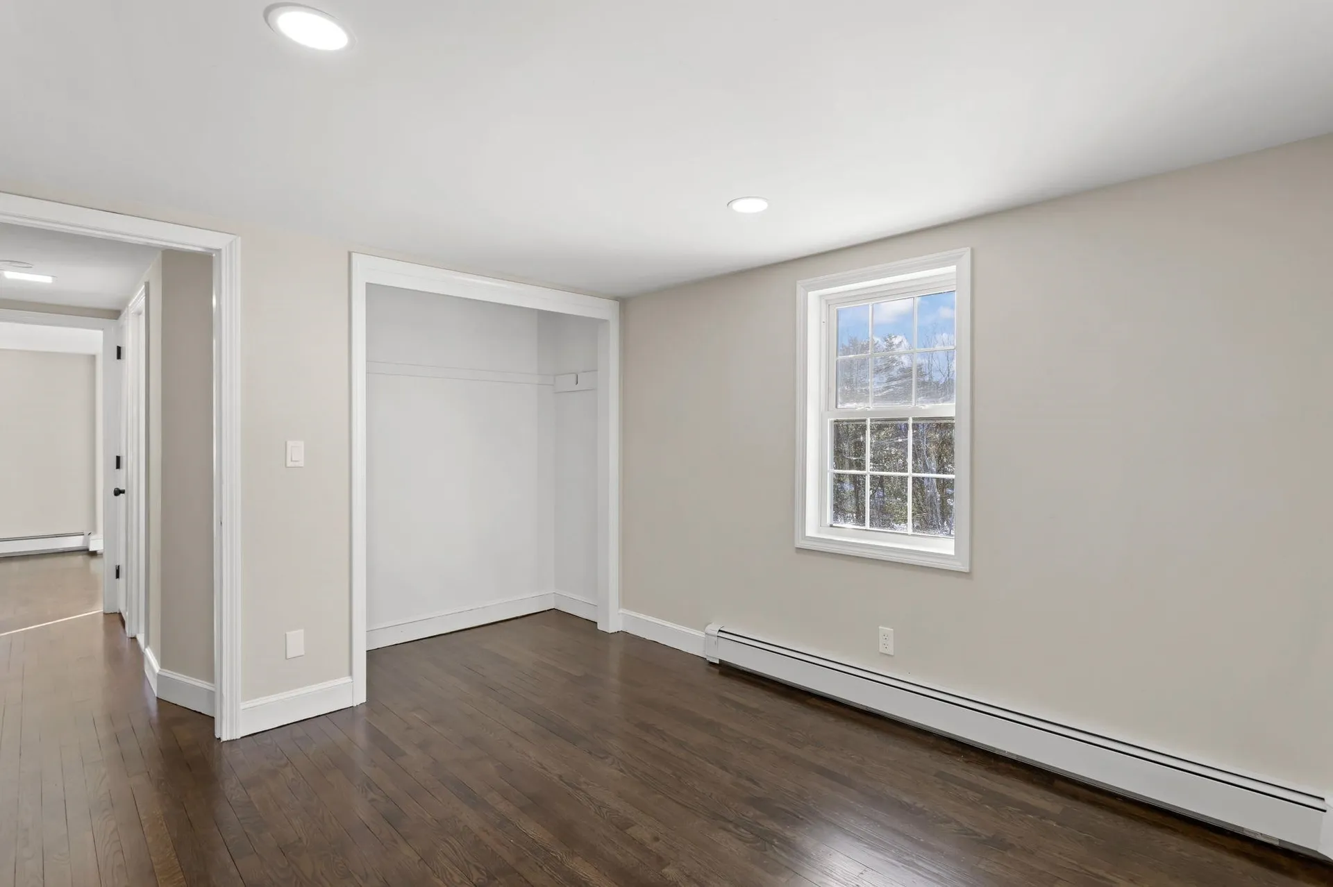 19 Auburn Road Londonderry NH 03053