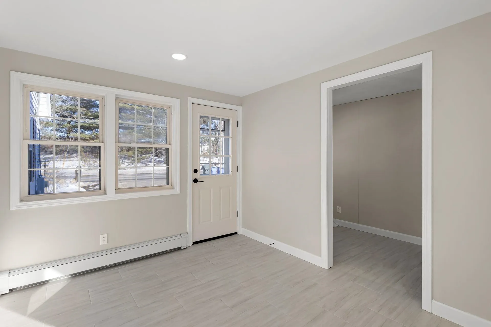 19 Auburn Road Londonderry NH 03053