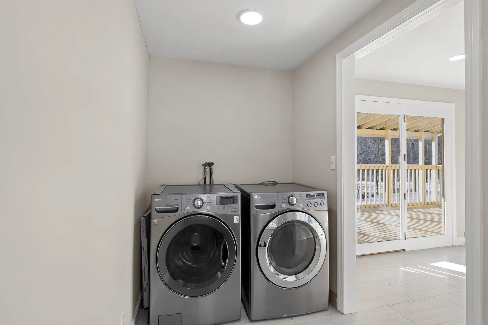 19 Auburn Road Londonderry NH 03053