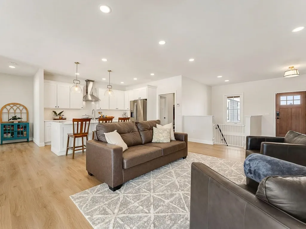 302 Matthews Meadow Ferrisburgh VT 05456