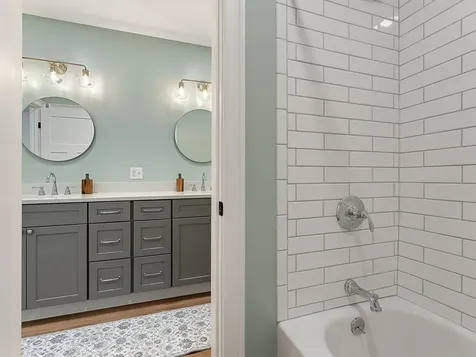 302 Matthews Meadow Ferrisburgh VT 05456