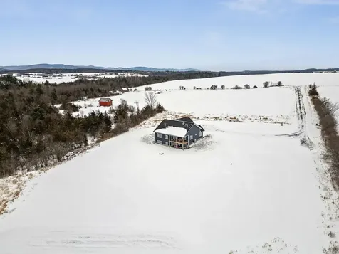 302 Matthews Meadow Ferrisburgh VT 05456