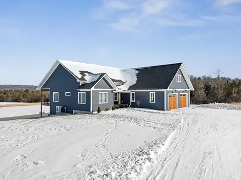 302 Matthews Meadow Ferrisburgh VT 05456