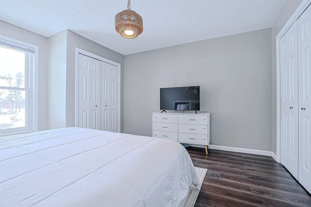 76 Shelburne Road Merrimack NH 03054