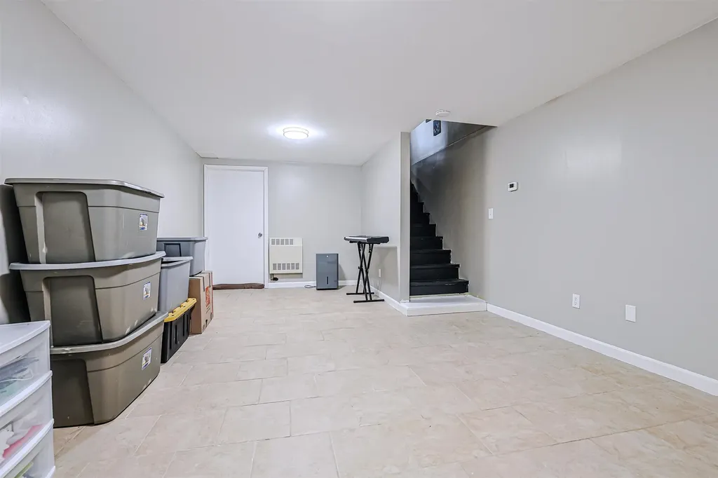 76 Shelburne Road Merrimack NH 03054