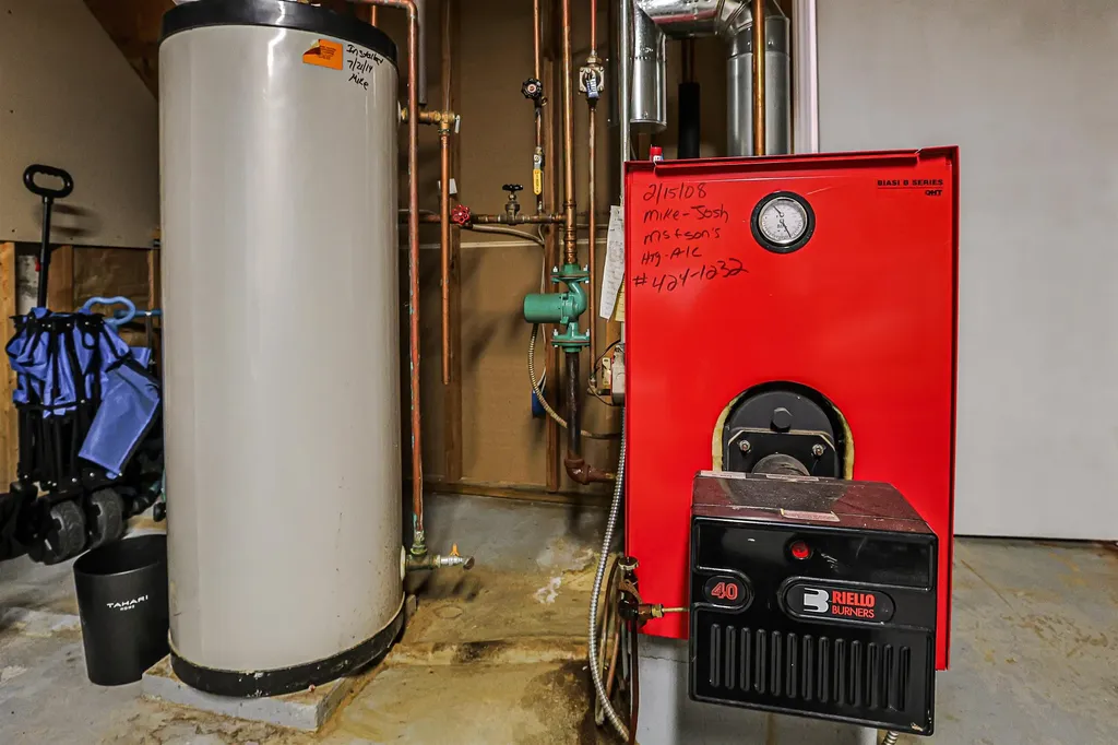 76 Shelburne Road Merrimack NH 03054