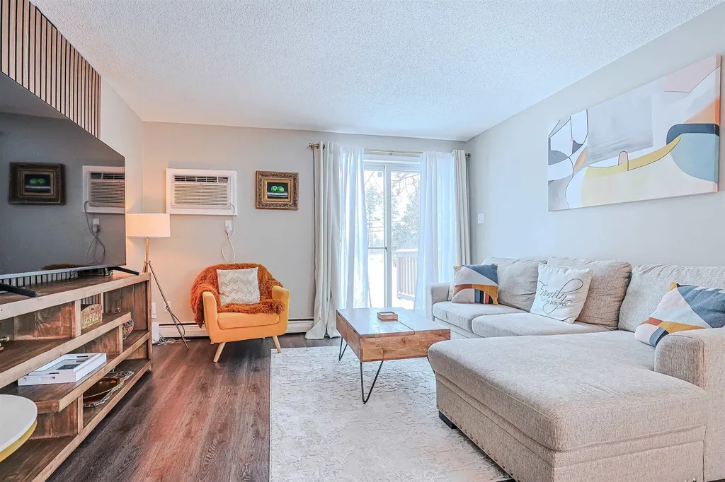 76 Shelburne Road Merrimack NH 03054