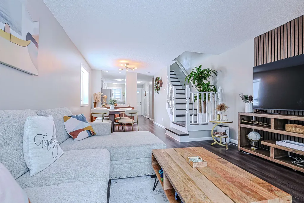 76 Shelburne Road Merrimack NH 03054