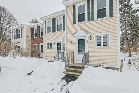 76 Shelburne Road Merrimack NH 03054