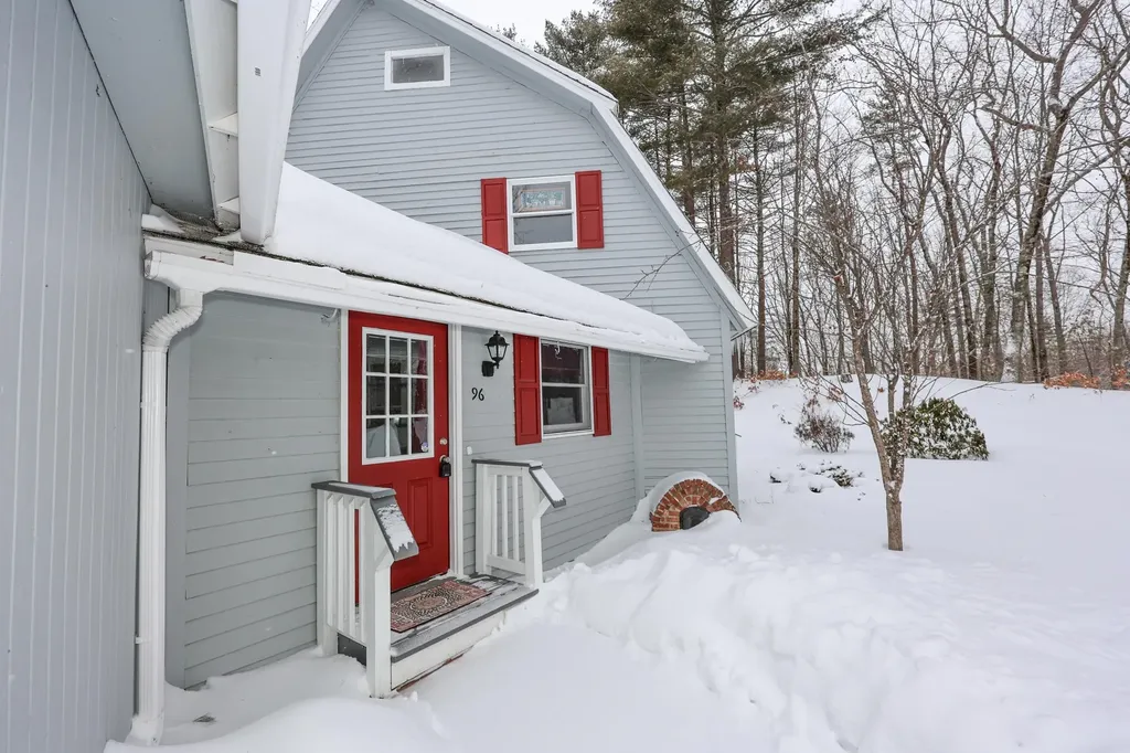 96 Rocky Hill Road Somersworth NH 03878