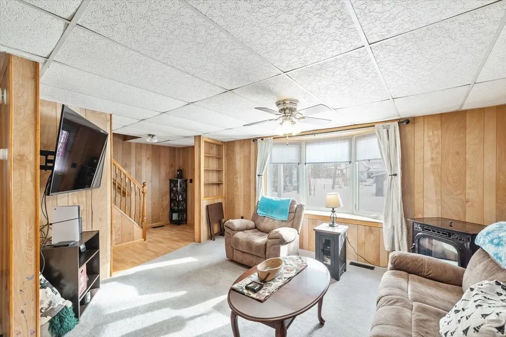 12 Hamilton Place Richford VT 05476