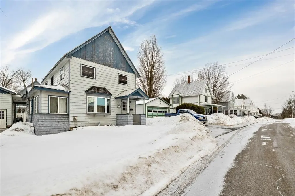 12 Hamilton Place Richford VT 05476