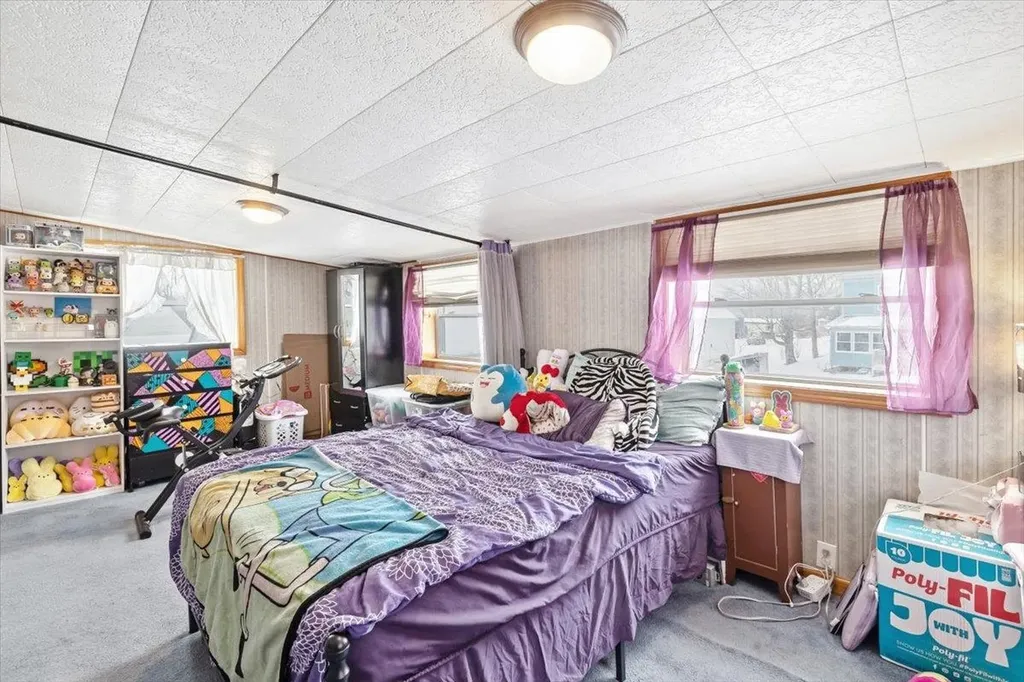 12 Hamilton Place Richford VT 05476