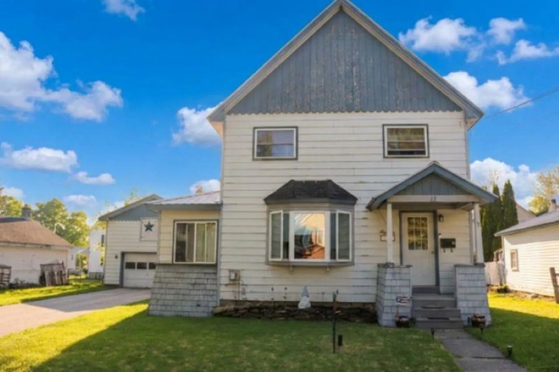 12 Hamilton Place Richford VT 05476