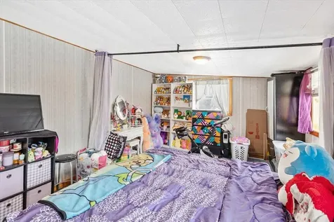 12 Hamilton Place Richford VT 05476