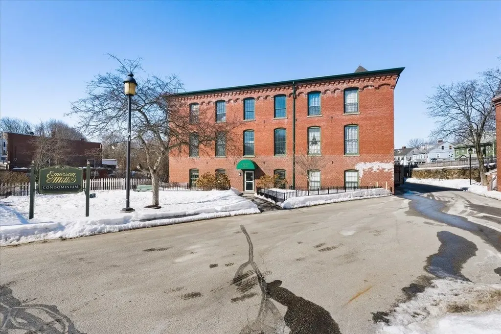 100 Main Street Pembroke NH 03275