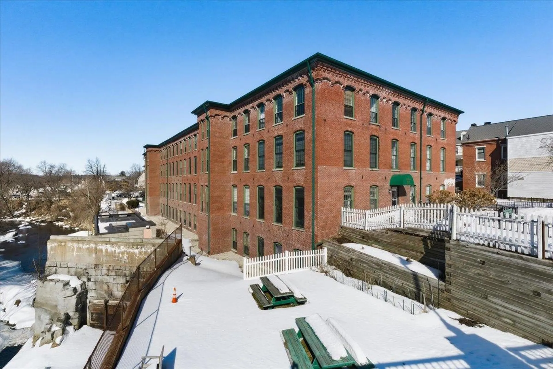 100 Main Street Pembroke NH 03275