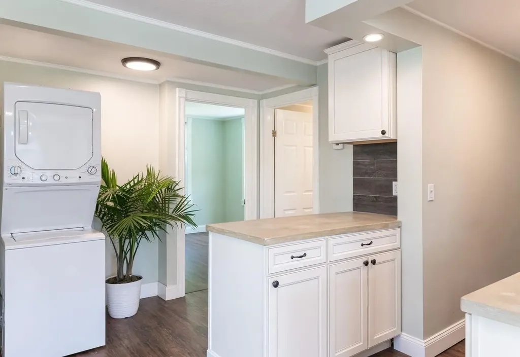 13 Main Street Plaistow NH 03865