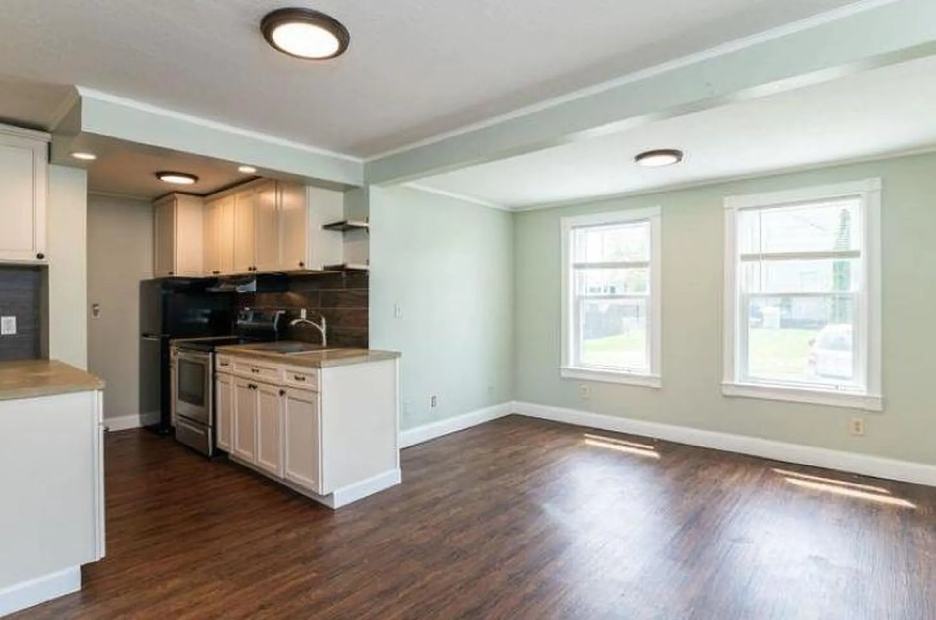 13 Main Street Plaistow NH 03865