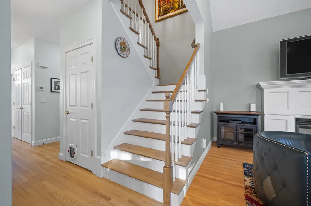 32 Tansy Avenue Stratham NH 03885